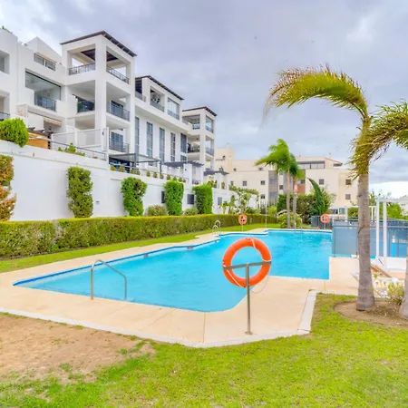 Conde Nest Flat With Wouw Views * Estepona