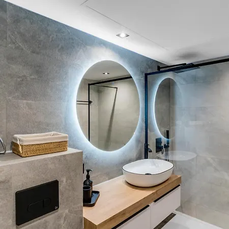 Conde Nest Flat With Wouw Views Apartment
