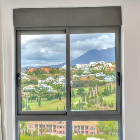 Conde Nest Flat With Wouw Views Apartment Estepona