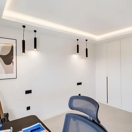 Conde Nest Flat With Wouw Views Estepona
